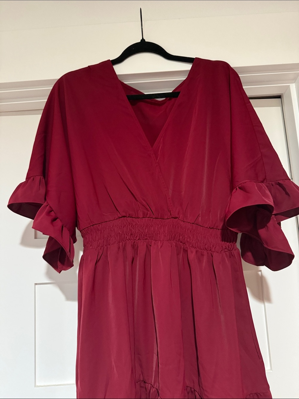 Women’s Ruffled V-Neck Dress in Deep Red - Picture 2 of 4